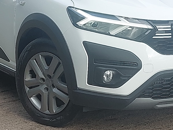 Used Dacia Sandero Stepway 2023 for sale - 76325491: Photo 9