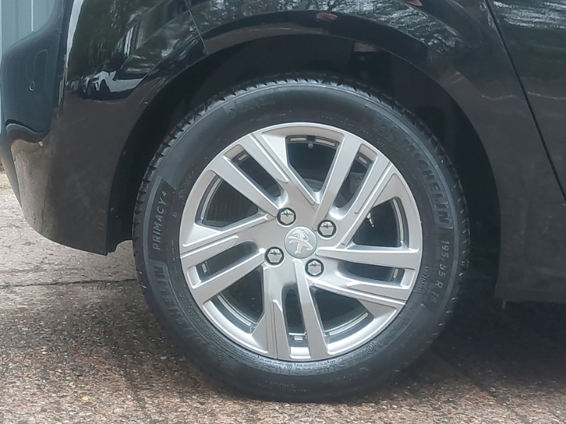 Used Peugeot 208 2020 for sale - 76451096: Photo 14