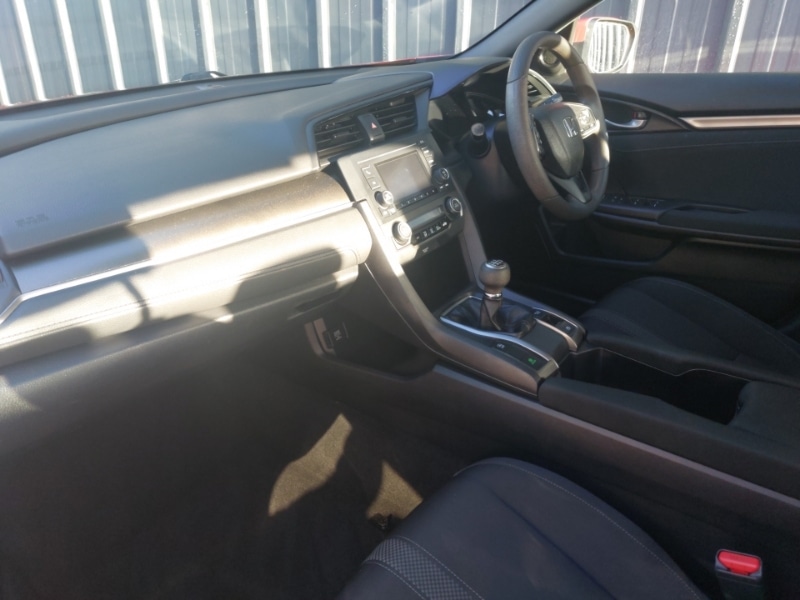 Used Honda Civic 2021 for sale - 77018660: Photo 5