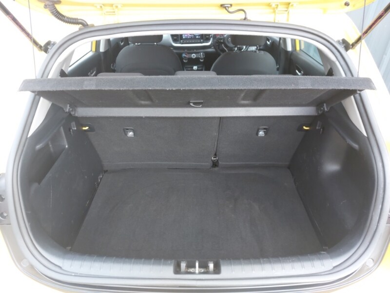 Used Kia Stonic 2021 for sale - 77999643: Photo 8