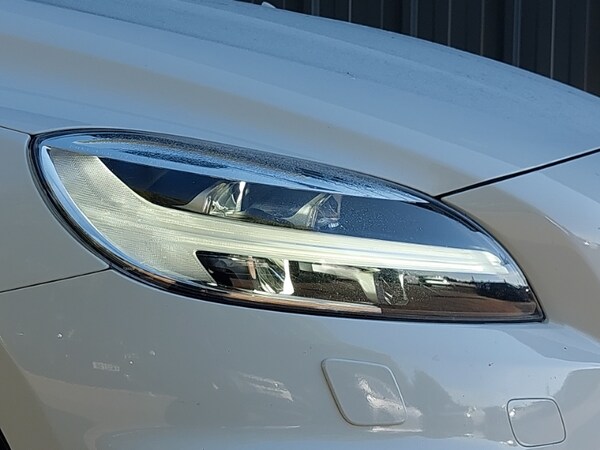 Used Volvo V40 2019 for sale - 76233740: Photo 12