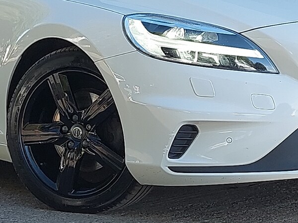 Used Volvo V40 2019 for sale - 76233740: Photo 9