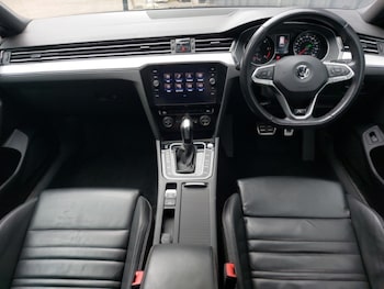 Used Volkswagen Passat 2020 for sale - 79070050: Photo