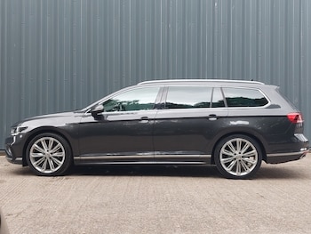 Used Volkswagen Passat 2020 for sale - 79070050: Photo
