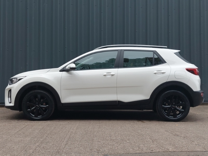 Used Kia Stonic 2023 for sale - 76533272: Photo 4