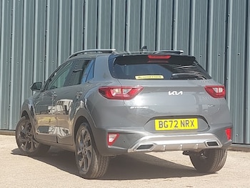 Used Kia Stonic 2022 for sale - 79457844: Photo