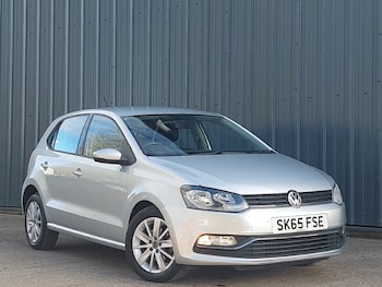 Used Volkswagen Polo 2015 for sale - 77580364: Photo