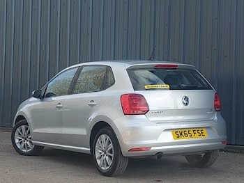 Used Volkswagen Polo 2015 for sale - 77580364: Photo
