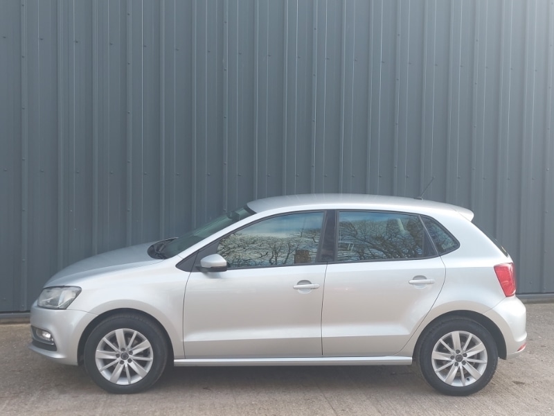 Used Volkswagen Polo 2015 for sale - 77580364: Photo 4