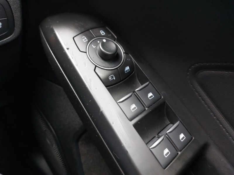 Used Ford Focus 2023 for sale - 77907556: Photo 16