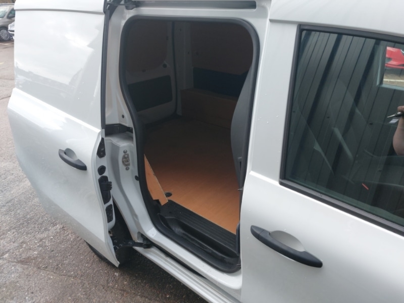 Used Renault Kangoo 2024 for sale - 77815713: Photo 11