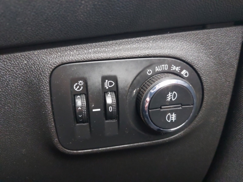 Used Vauxhall Corsa 2017 for sale - 77992484: Photo 18