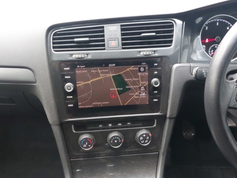 Used Volkswagen Golf 2019 for sale - 77623731: Photo 10