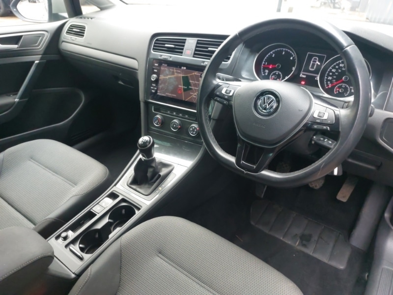 Used Volkswagen Golf 2019 for sale - 77623731: Photo 11