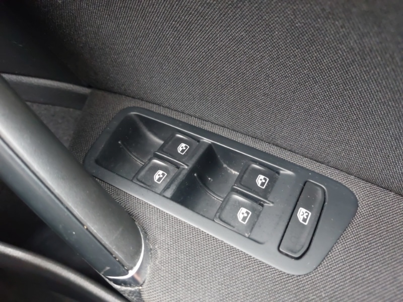 Used Volkswagen Golf 2019 for sale - 77623731: Photo 19