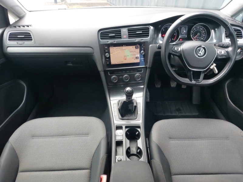 Used Volkswagen Golf 2019 for sale - 77623731: Photo 2