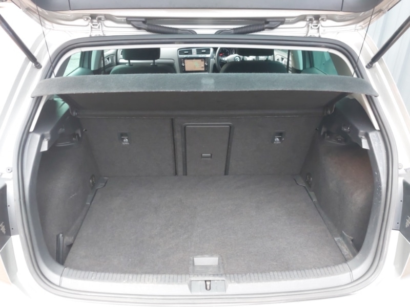 Used Volkswagen Golf 2019 for sale - 77623731: Photo 8