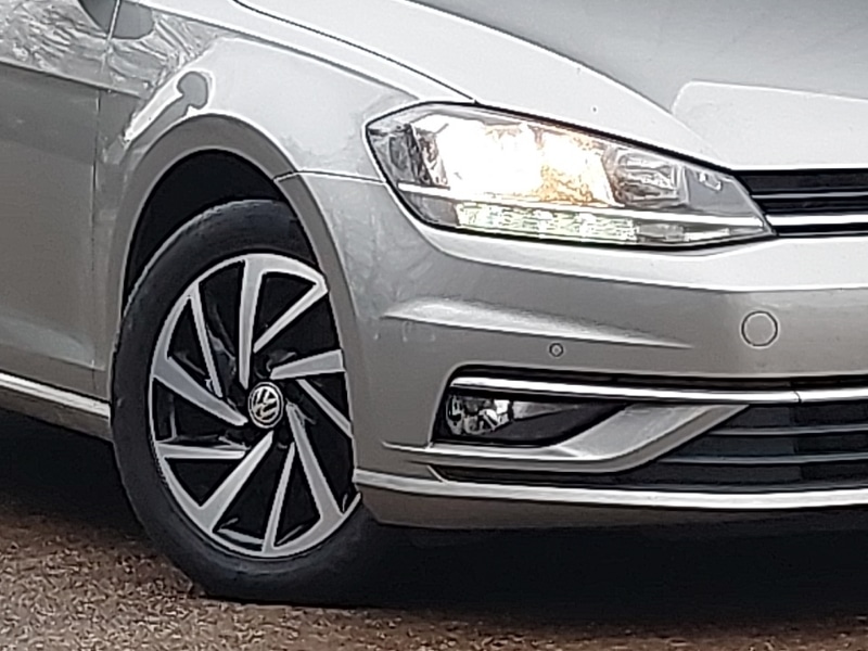 Used Volkswagen Golf 2019 for sale - 77623731: Photo 9