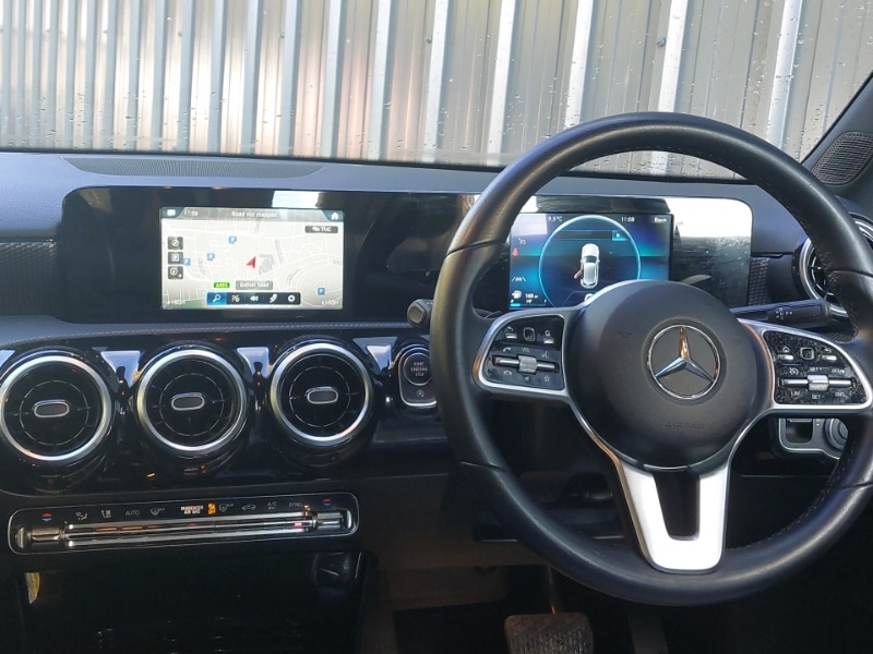 Used Mercedes-Benz A-Class 2019 for sale - 76822353: Photo 2