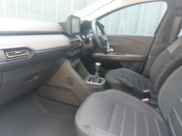 Used Dacia Sandero Stepway 2022 for sale - 76221344: Photo 5