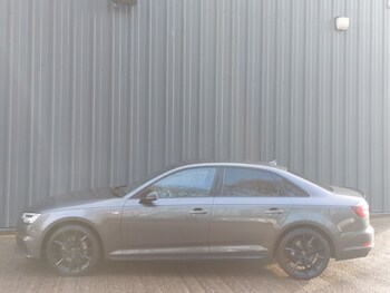 Used Audi A4 2018 for sale - 77265699: Photo