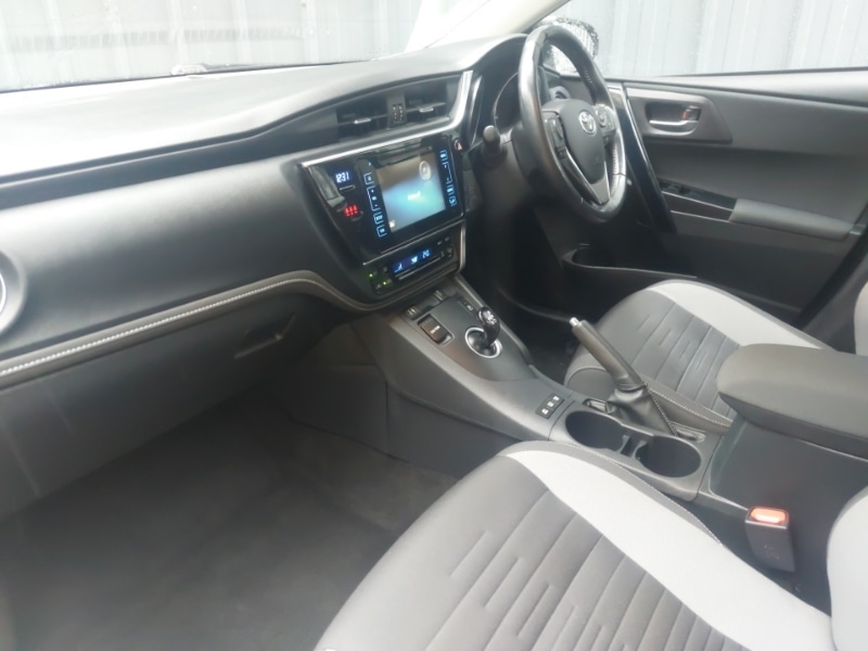 Used Toyota Auris 2017 for sale - 76365743: Photo 5