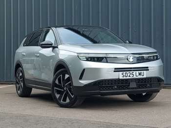 2025 - 1.2 Hybrid [136] GS 5dr e-DCT6