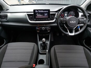 Used Kia Stonic 2022 for sale - 78698047: Photo