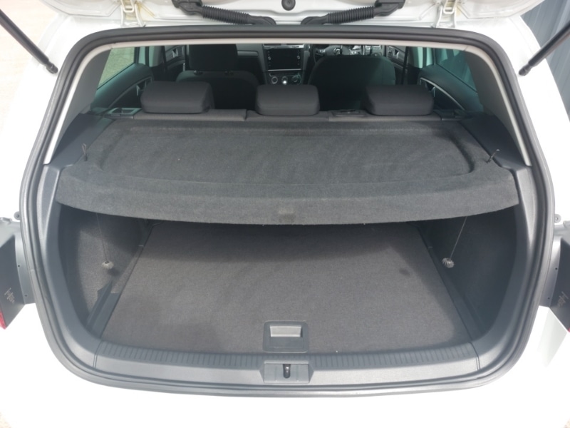 Used Volkswagen Golf 2019 for sale - 77623680: Photo 8