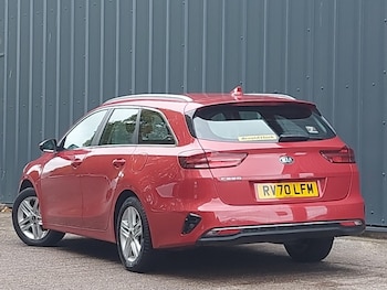 Used Kia Ceed 2020 for sale - 76451112: Photo