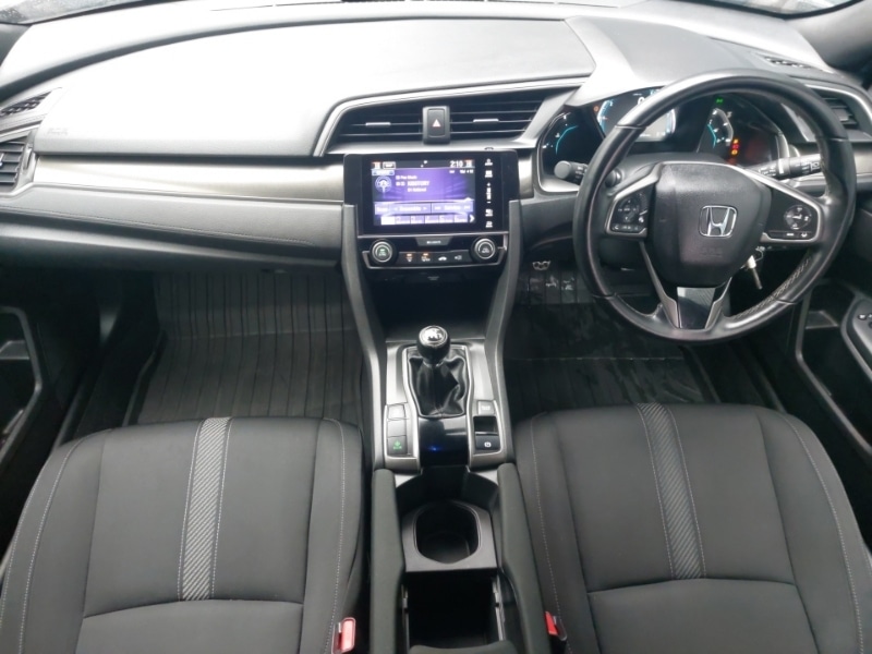 Used Honda Civic 2019 for sale - 77433142: Photo 2