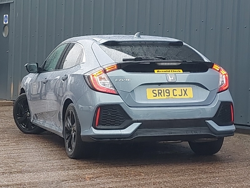 Used Honda Civic 2019 for sale - 77433142: Photo 3