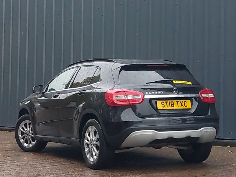 Used Mercedes-Benz GLA 2018 for sale - 76567102: Photo 3