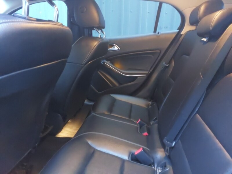 Used Mercedes-Benz GLA 2018 for sale - 76567102: Photo 6