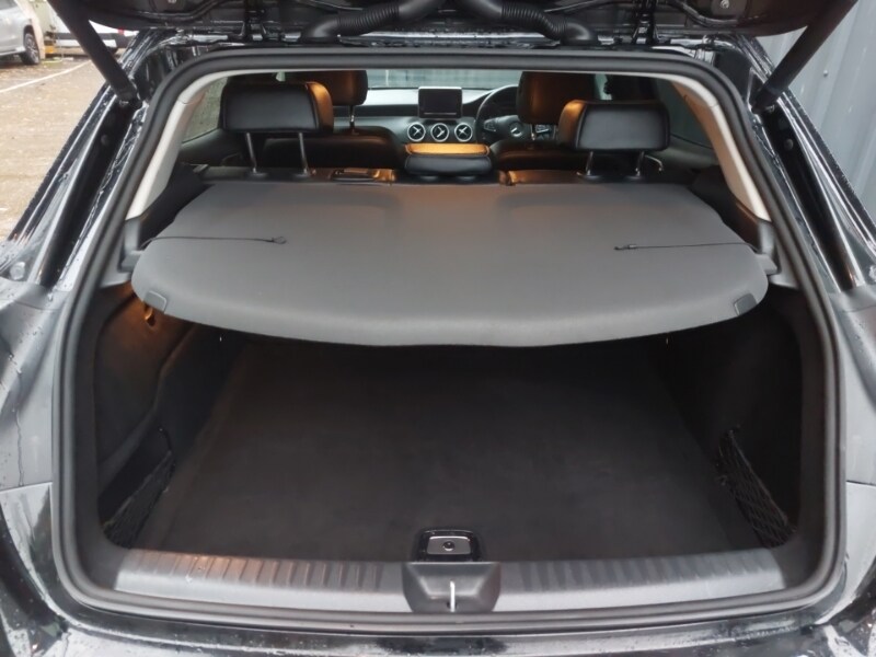 Used Mercedes-Benz GLA 2018 for sale - 76567102: Photo 8