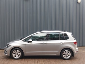 Used Volkswagen Golf SV 2018 for sale - 76596690: Photo