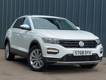 Used Volkswagen T-Roc 2018 for sale - 78523180: Photo