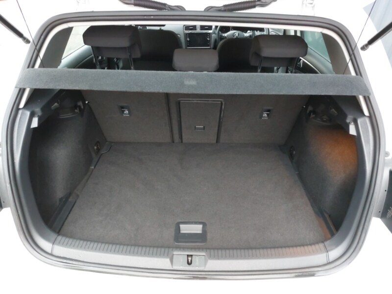 Used Volkswagen Golf 2019 for sale - 76815721: Photo 8