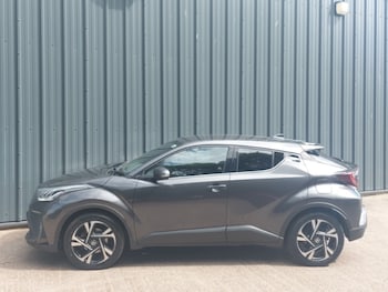Used Toyota C-HR 2022 for sale - 79332807: Photo