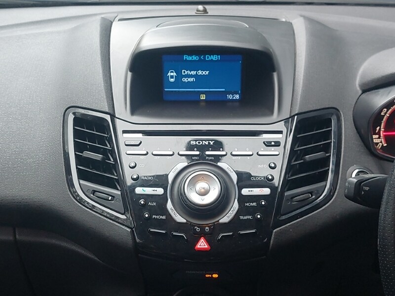 Used Ford Fiesta 2017 for sale - 77656794: Photo 11