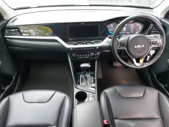 Used Kia Niro 2021 for sale - 76354397: Photo