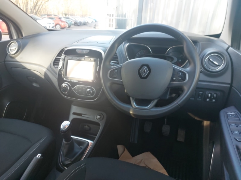 Used Renault Captur 2018 for sale - 77837690: Photo 10
