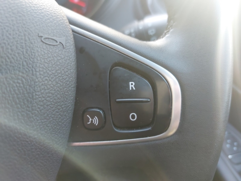 Used Renault Captur 2018 for sale - 77837690: Photo 19