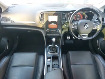 Used Renault Megane 2017 for sale - 77736343: Photo