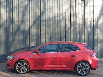 Used Renault Megane 2017 for sale - 77736343: Photo