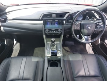 Used Honda Civic 2018 for sale - 79343508: Photo