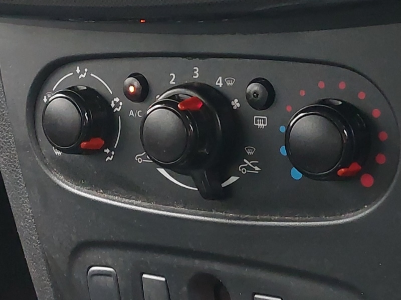 Used Dacia Sandero Stepway 2019 for sale - 78125782: Photo 11