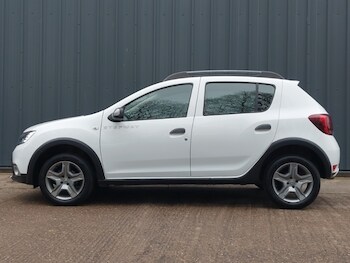 Used Dacia Sandero Stepway 2019 for sale - 78125782: Photo