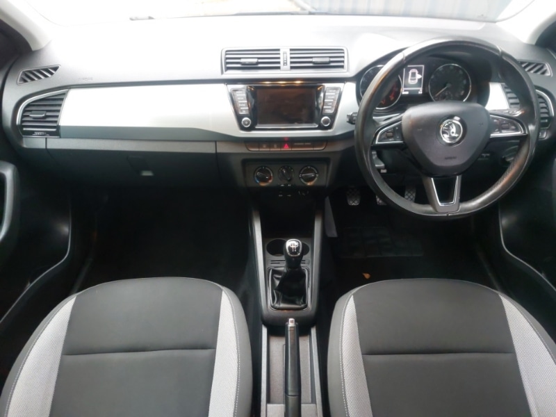 Used Skoda Fabia 2018 for sale - 76567327: Photo 2