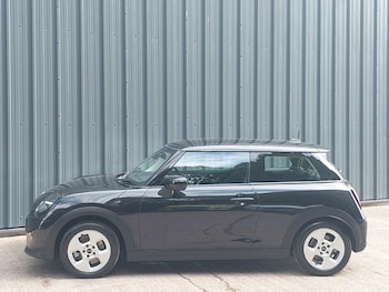 Used MINI Cooper 2024 for sale - 79457827: Photo